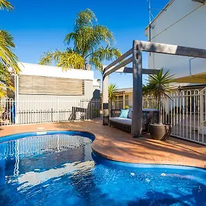 seashells-apartments-merimbula.hotelsbyronbayaustralia.com/